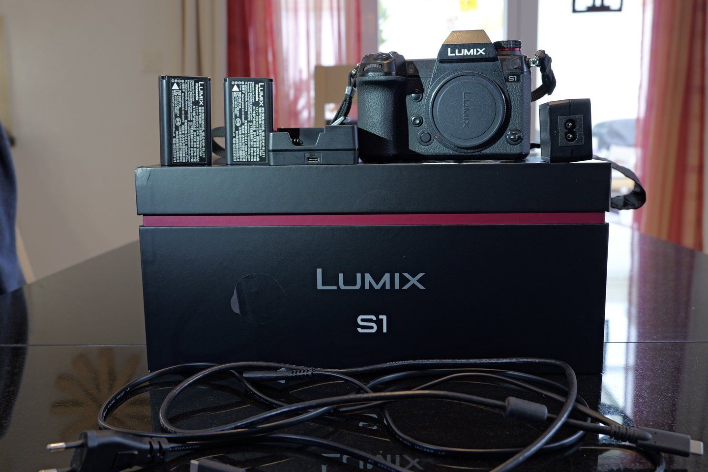 Panasonic Fotocamera: Panasonic Lumix S1 boîtier – Usato da Savagnier venduto da oli_6pfc 4
