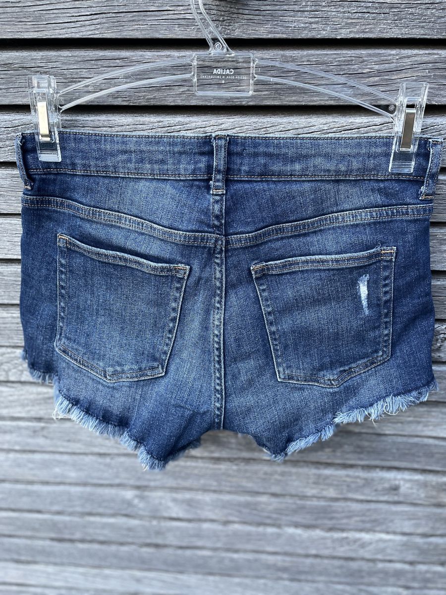 H&M Jeans: H&M Jeanshose – Neuf (Voir description) à Schwarzenburg par Sportback05 1
