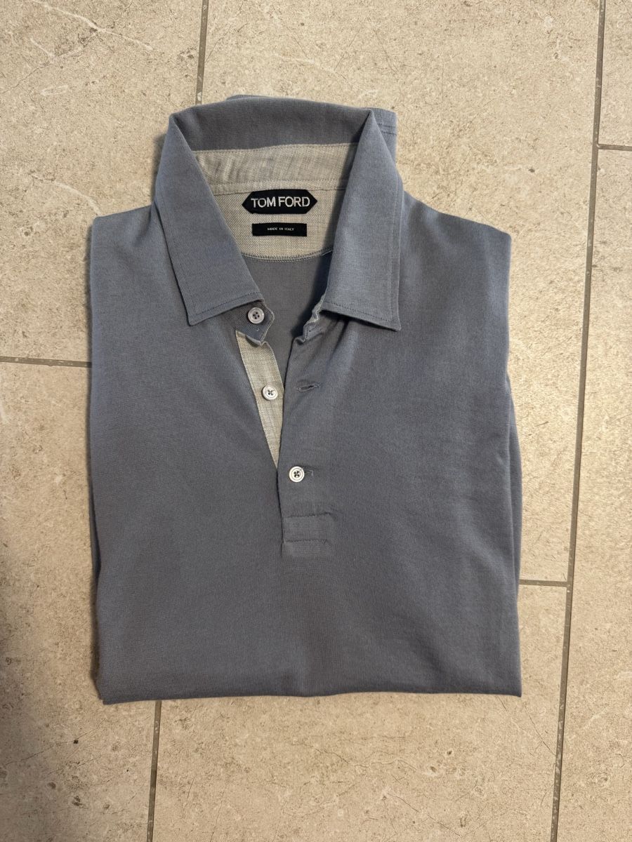 Pullover & Sweatshirts: Tom Ford Herren Pullover grau Groesse 50 guter Zustand – Neu (gemäss Beschreibung) aus Zürich von Loco028 1
