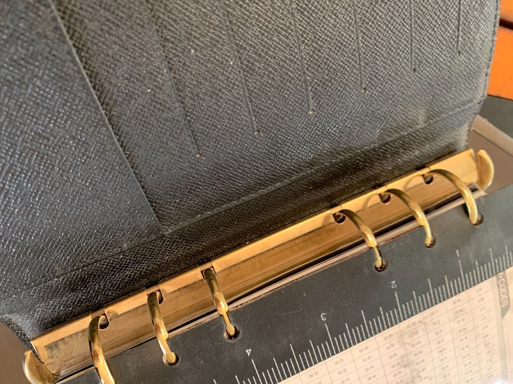 Louis Vuitton Autres vêtements & accessoires: Louis Vuitton Agenda EPI MM – D'occasion à Luzern par TENDIMO 5
