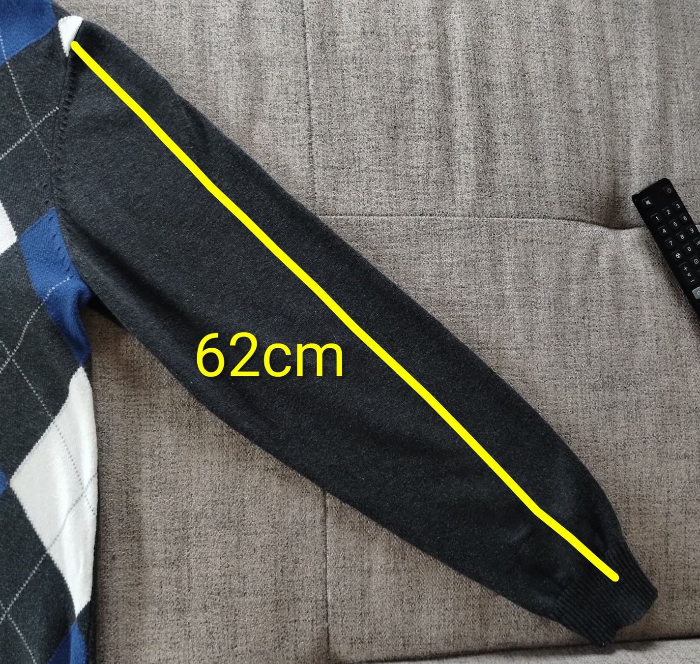 Maglioni & Felpe: Pullover Angelo Litrico taille S – Usato da Lausanne venduto da Martinucci 1