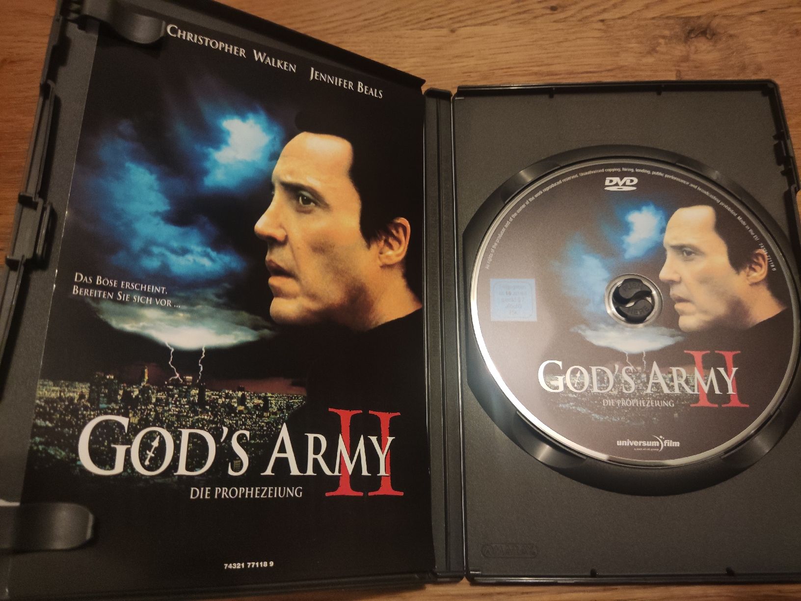 Tutti i DVDs: God's Army II - mit Christopher Walken (DVD) – Usato da Oberembrach venduto da giu_7ksd 2