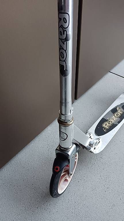 Kickboard: trottinette razor – D'occasion à Thônex par dcas-1226 3