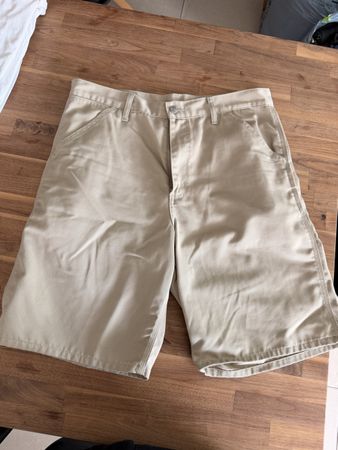 Short Carhartt jamais porté 
