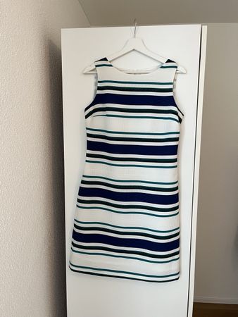 Kleid gestreift 