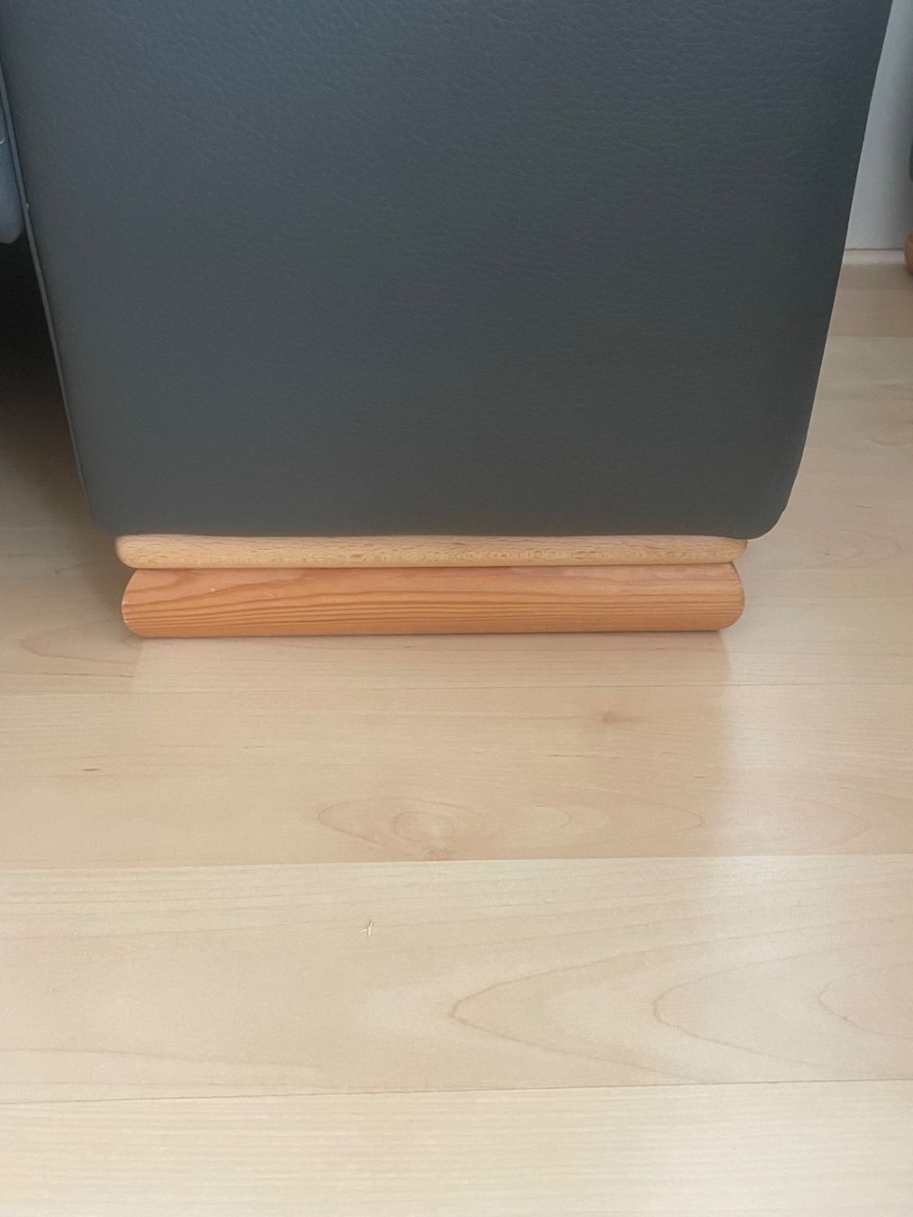 Sofas: Schubiger Sofa Seline Leder Graphit 2,5 Sitzer – D'occasion à Dietikon par Nieselchen 5