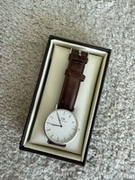 Daniel Wellington Uhr, braunes Lederarmband