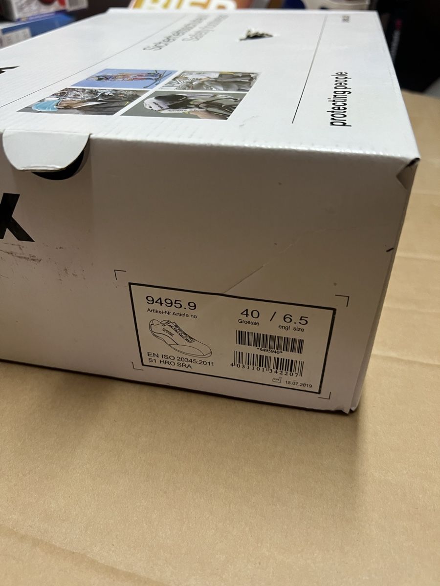 Scarpe da uomo: Uvex Arbeitsschuh Grösse 40 neu – Nuovo e nell'imballaggio originale da Emmen venduto da VK-Retail 1