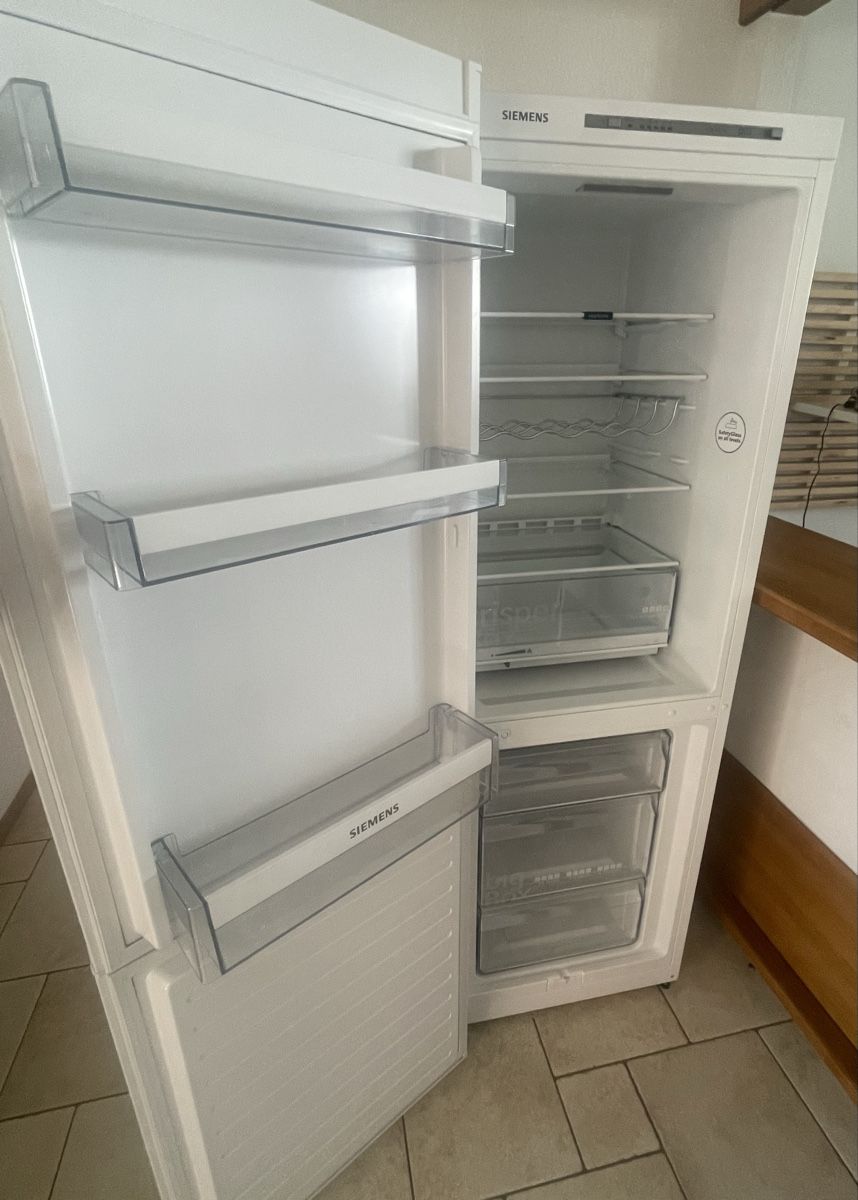 Siemens Frigoriferi: Frigo-congélateur Siemens – Usato da Leytron venduto da car_7vfy 1