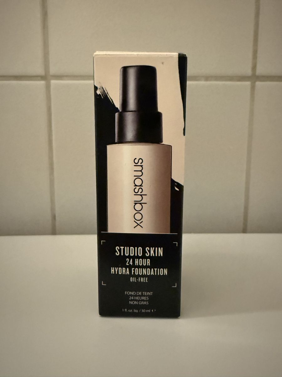 Make-up: Smashbox Foundation – Neu und originalverpackt aus Matten b.Interlaken von steffi020