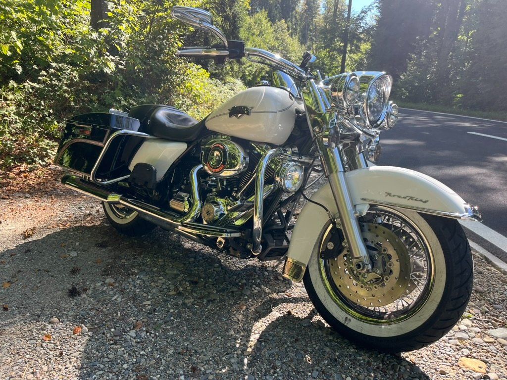 Harley-Davidson Touring: Harley Davidson FLHRC – D'occasion à Schaffhausen par MotoSH 2