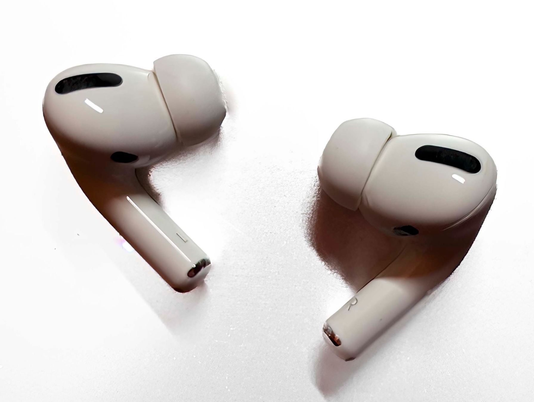 Apple Kopfhörer: Apple AirPods Pro, 1. Generation – Neu (gemäss Beschreibung) aus Gurzelen von moschthans 1