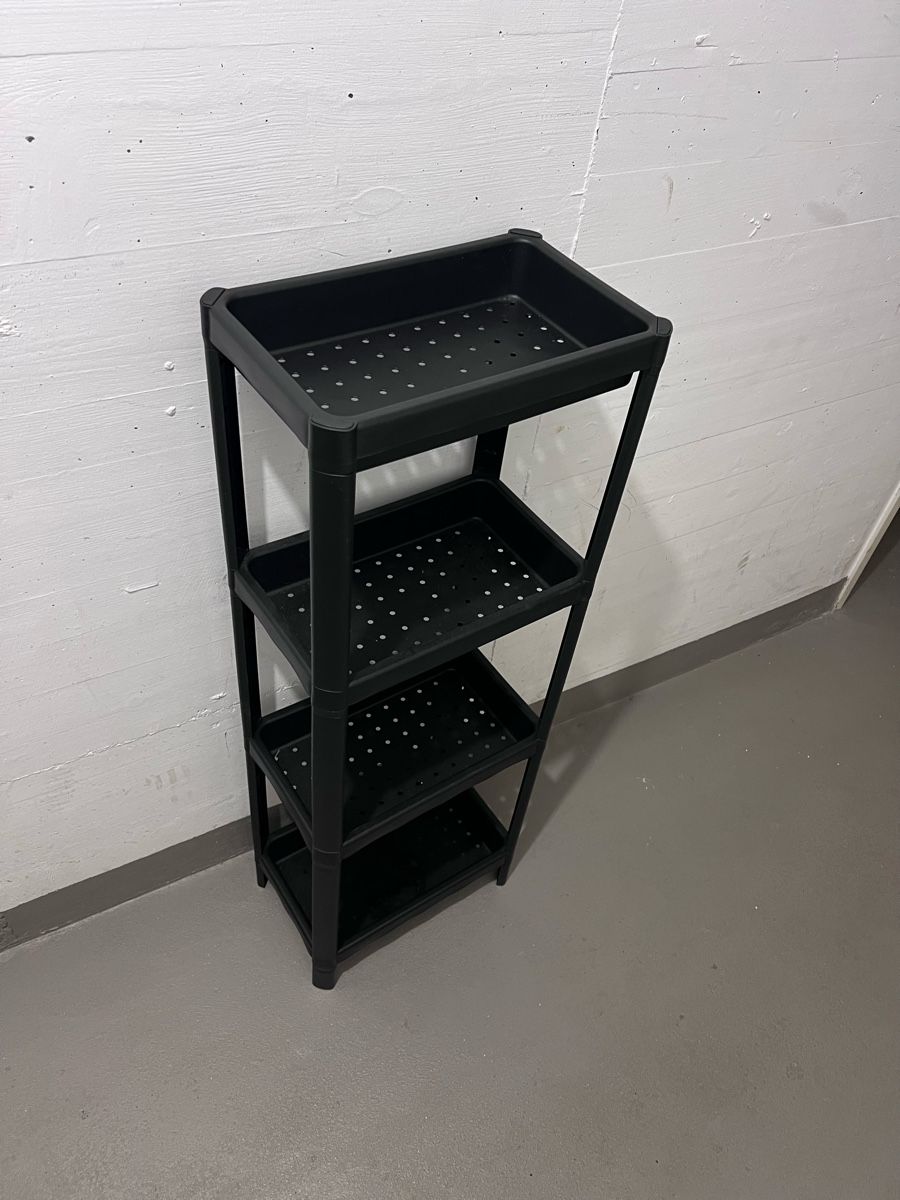 Scaffali: VERKAUFT Regal in schwarz – Nuovo (secondo la descrizione) da Solothurn venduto da sl_27