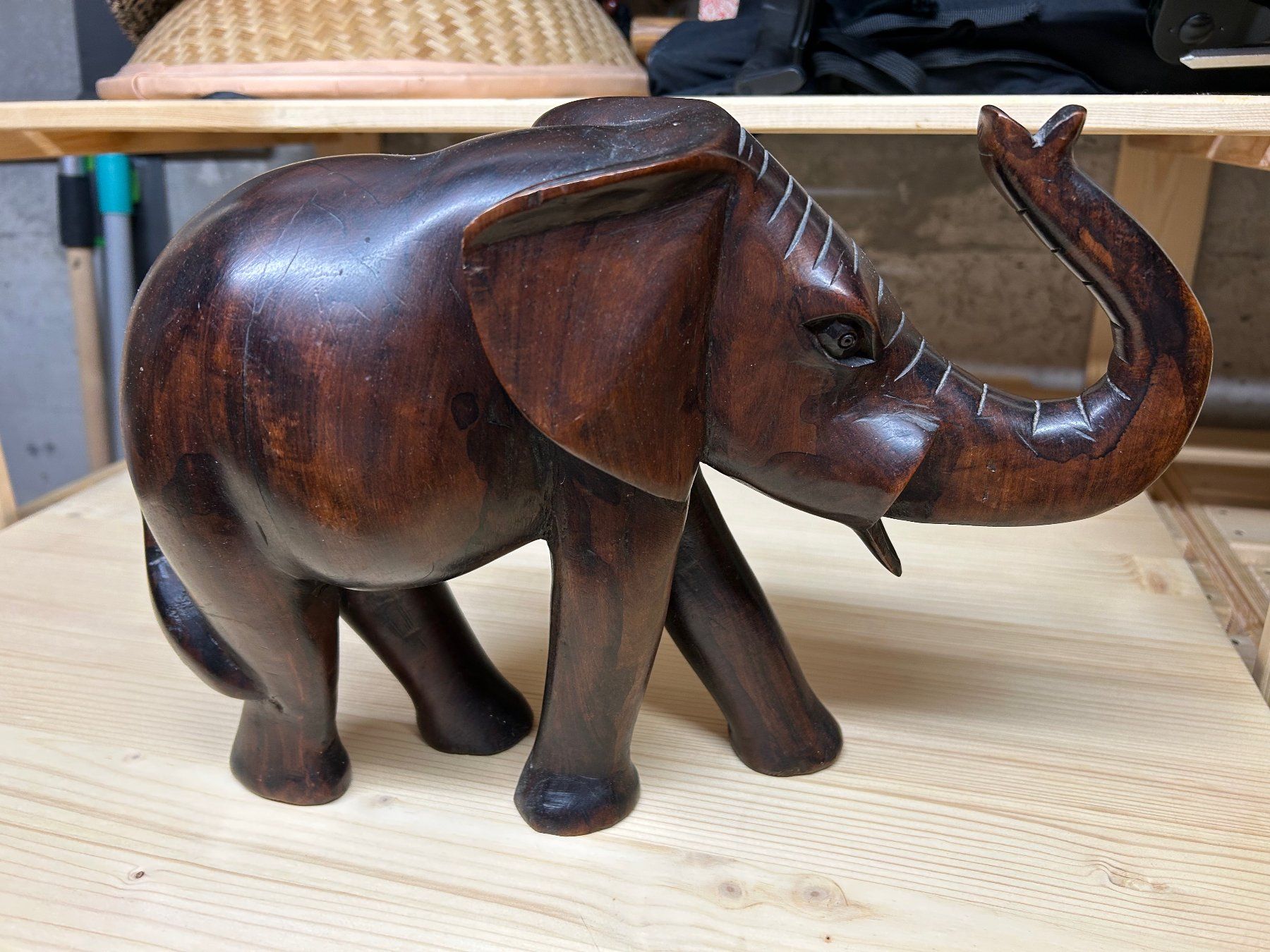 Figuren: Elefant Holz – Gebraucht aus Zürich von Ricardo-Veteran 2