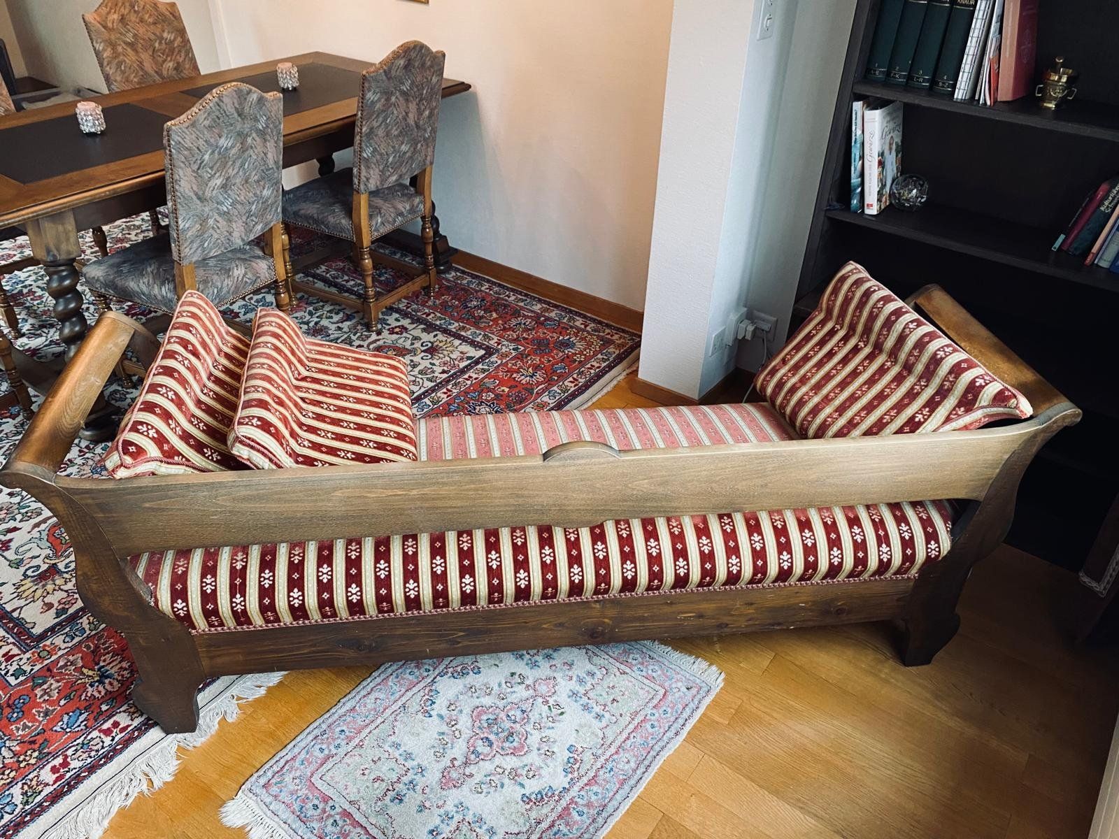 Divani: Biedermeier Sofa Kanapee mit klassischem Stoffbezug – Usato da Udligenswil venduto da Rapsak 4
