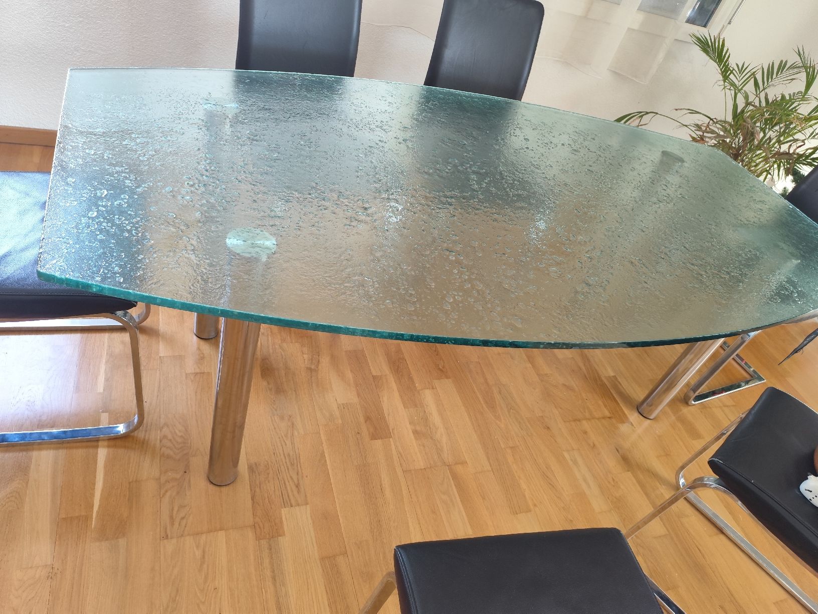 Tavoli: Massiver Glastisch zu verkaufen – Usato da Einsiedeln venduto da lan_2vrp 2