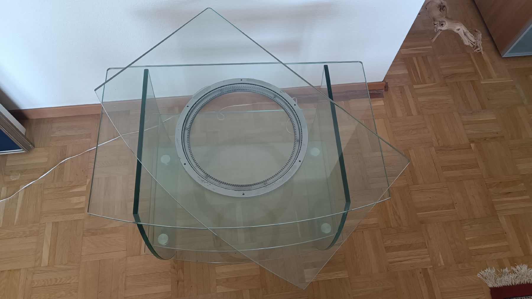 Pfister Mobili TV: LETZTANGEBOT: Fernseh-/ TV-Möbel aus Glas – Usato da Baden venduto da zuppel 3