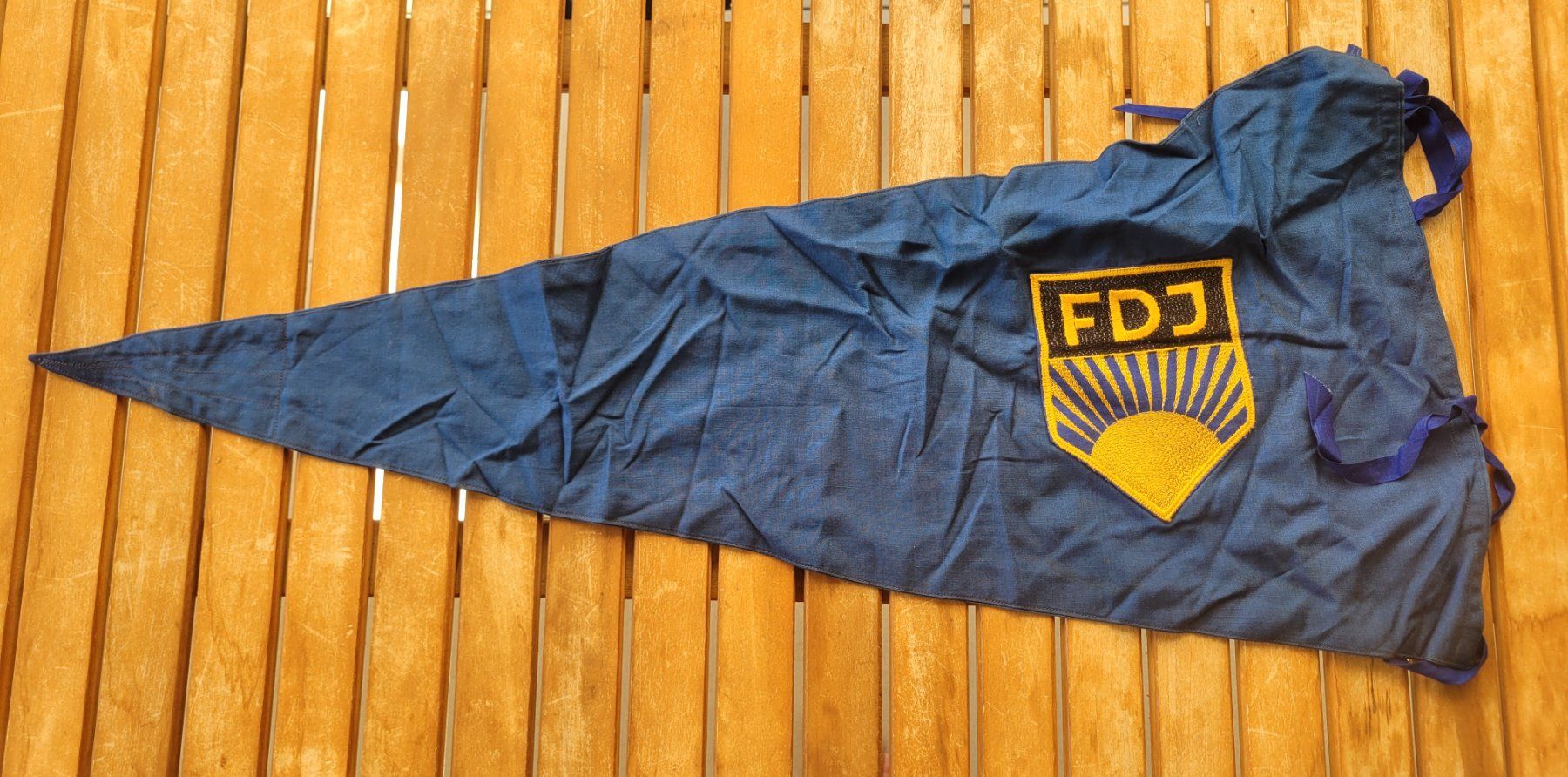 Armes blanches: DDR Flagge /Wimpel – D'occasion à Kriens par KTP 3