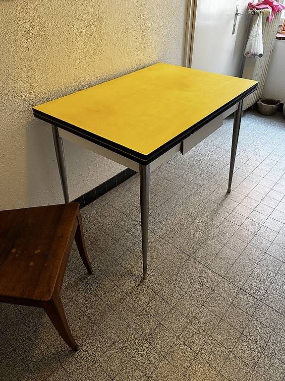 Tavoli: Kelko Küchentisch 1963 – Usato da Zürich venduto da antoineb02 1