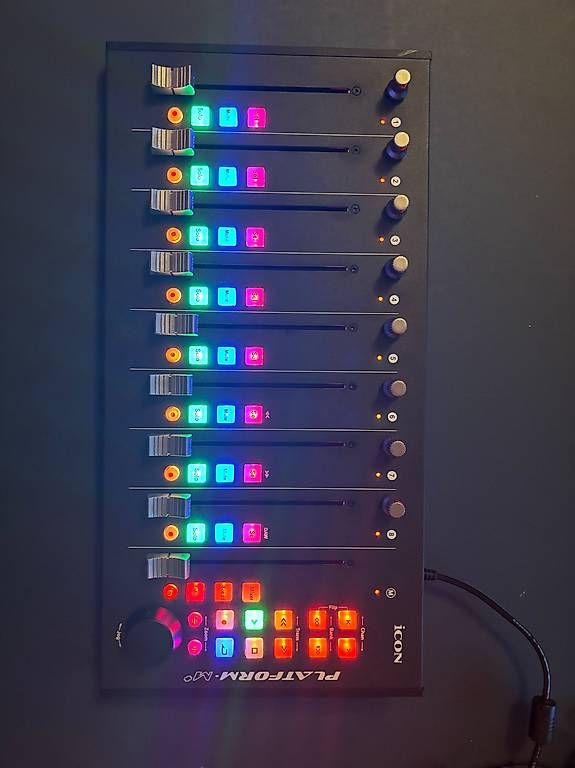 Console di mixaggio: MIDI-Faderbank Icon Platform M+ – Usato da Zürich venduto da MartinMartin101