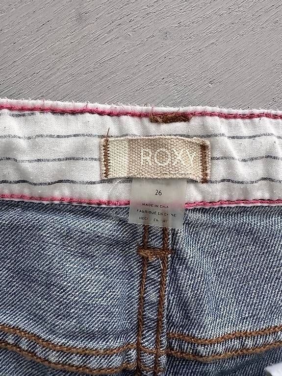 Jeans: Romy Jeans Shorts Grösse 26 – Usato da Kilchberg ZH venduto da sporty_alex 2