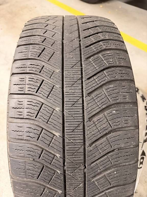 Pneus & Roues: Volvo XC90 Wintersatz Winterfelgen – D'occasion à Riedikon par Spheroz 4