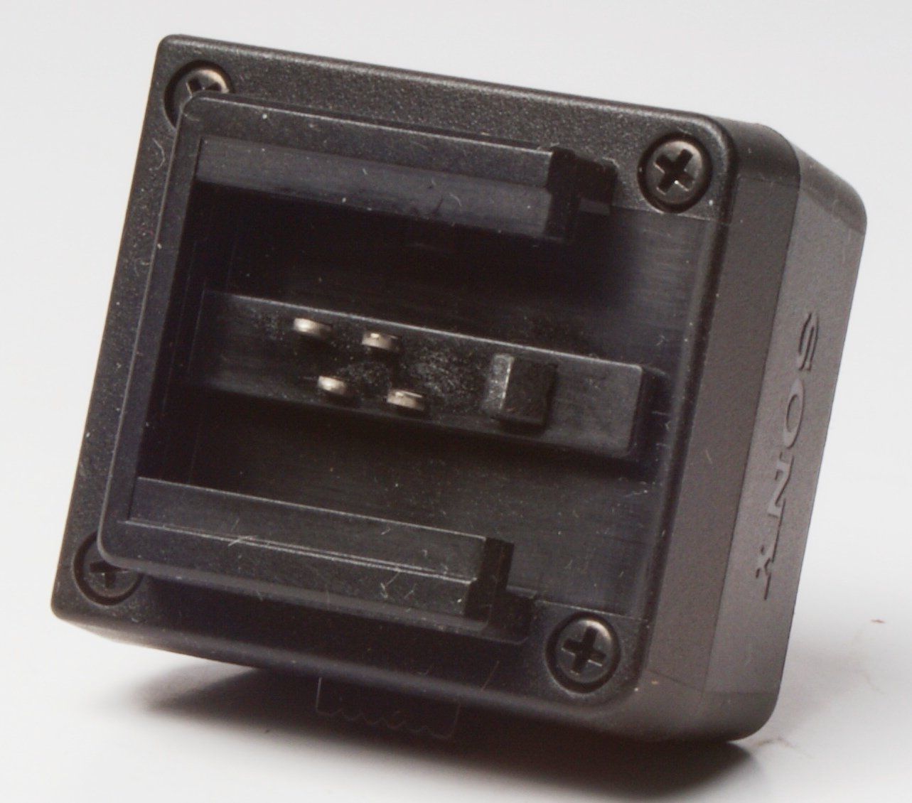 Blitze: SONY - MINOLTA ADP-AMA Blitzadapter – Gebraucht aus Lostorf von real-value 1