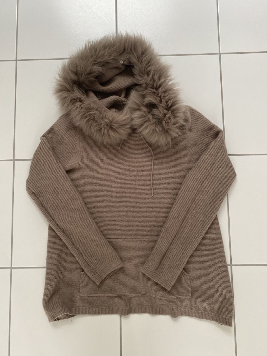 Maglioni & Felpe: kuschliger Pullover mit Kapuze – Usato da Schmerikon venduto da 80zz08