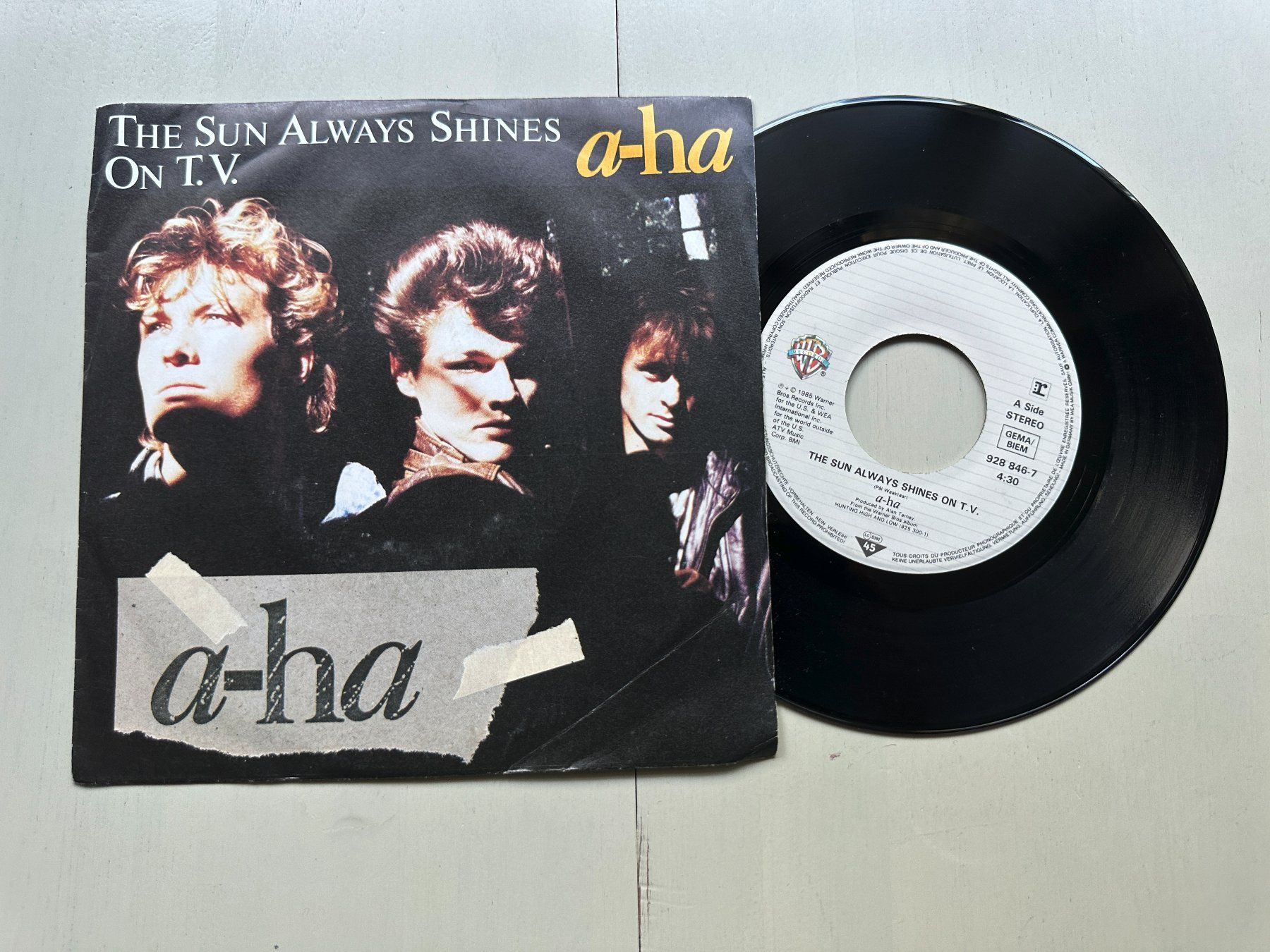 Dischi in vinile: AHA A-HA tolle Single 80's Kult Hit The sun always differnt – Usato da Basel venduto da Partridge