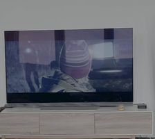 65 inches LG OLED TV