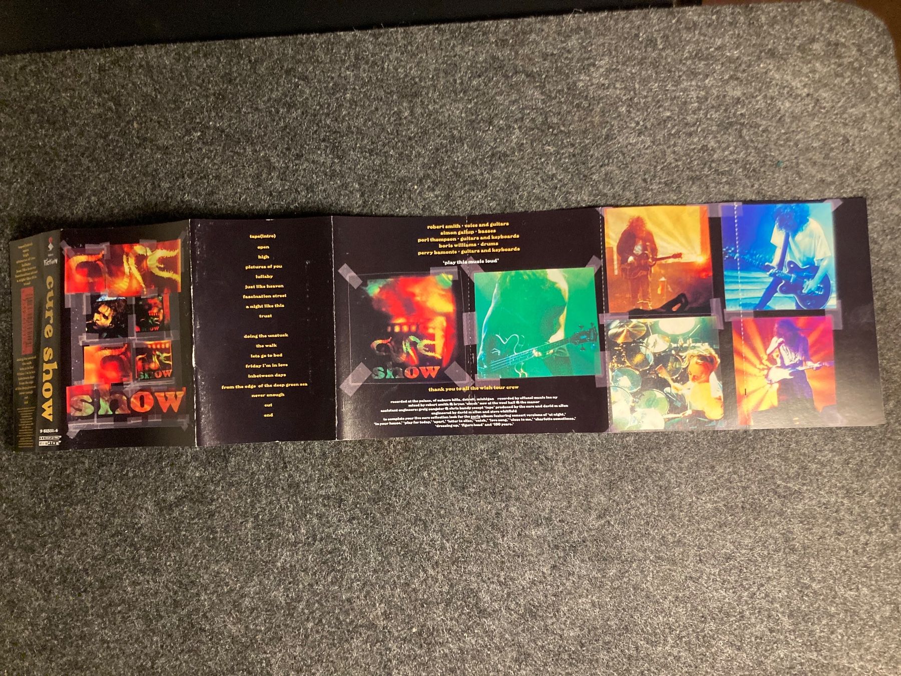 Musicassette: The Cure - Show (MC) – Usato da Fribourg venduto da Karushi 5