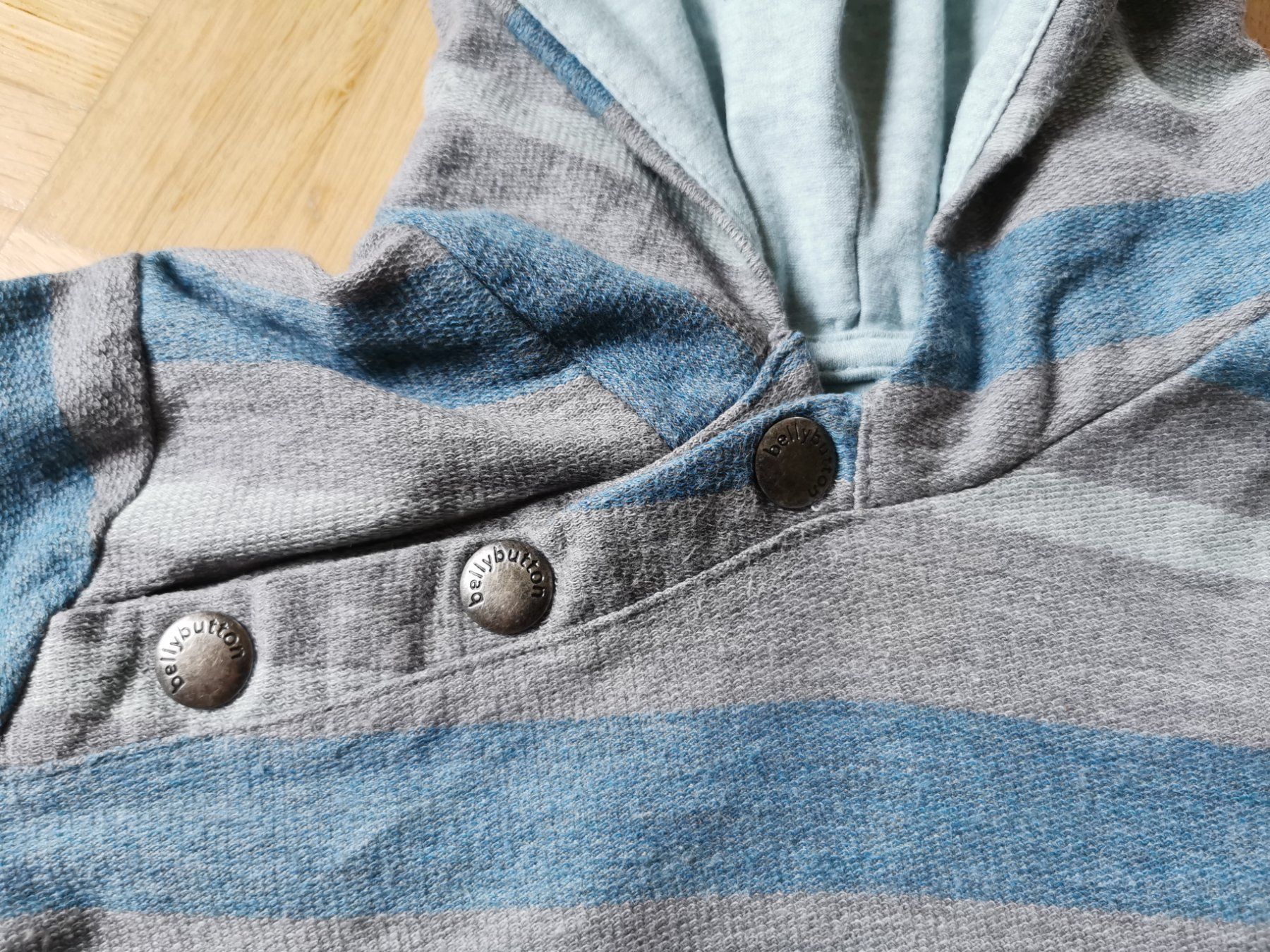 Maglioni & Felpe: Hoodie Bellybutton Gr. 92 – Usato da Stäfa venduto da flamingo_17 2