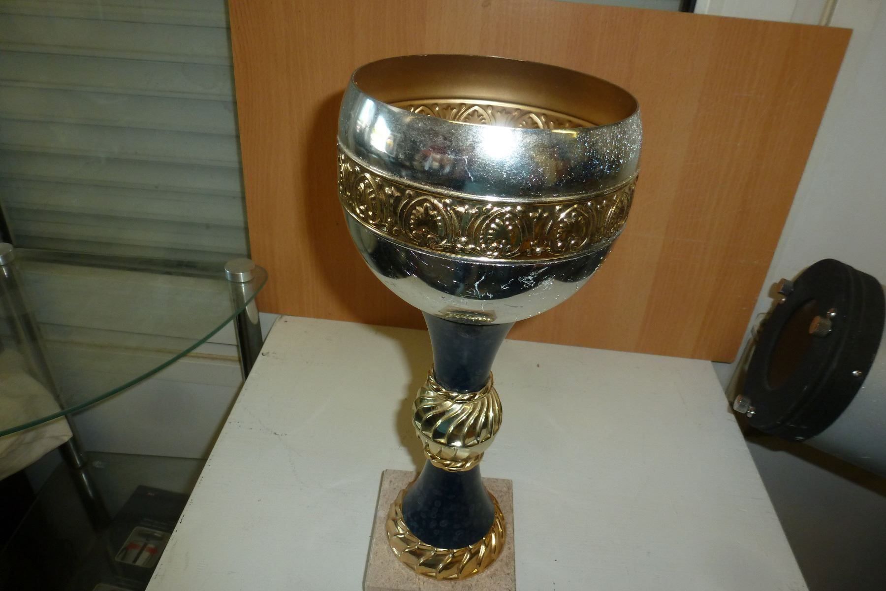 Figuren: Vintage Sport Trophäe. – Gebraucht aus Emmen von newdeal1970