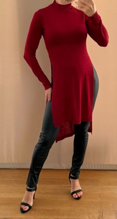 Dünner Strickpullover mit Schlitzen seitlich Grösse 34