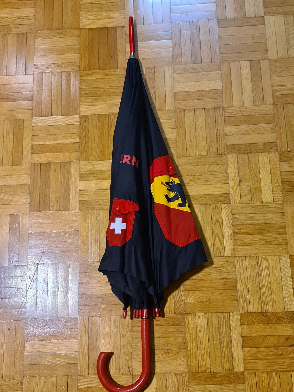 Regenschirme: Antik Regenschirm Bern – Gebraucht aus Thun von erh_fs86