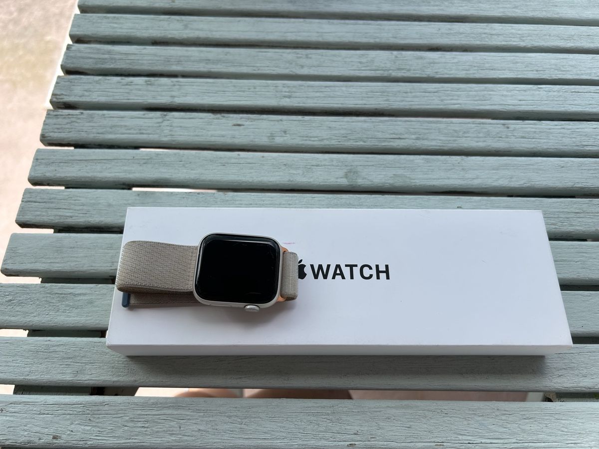 Apple Smartwatch: Apple Watch SE 2Gen. 44mm – Usato da Mollis venduto da Stern8577