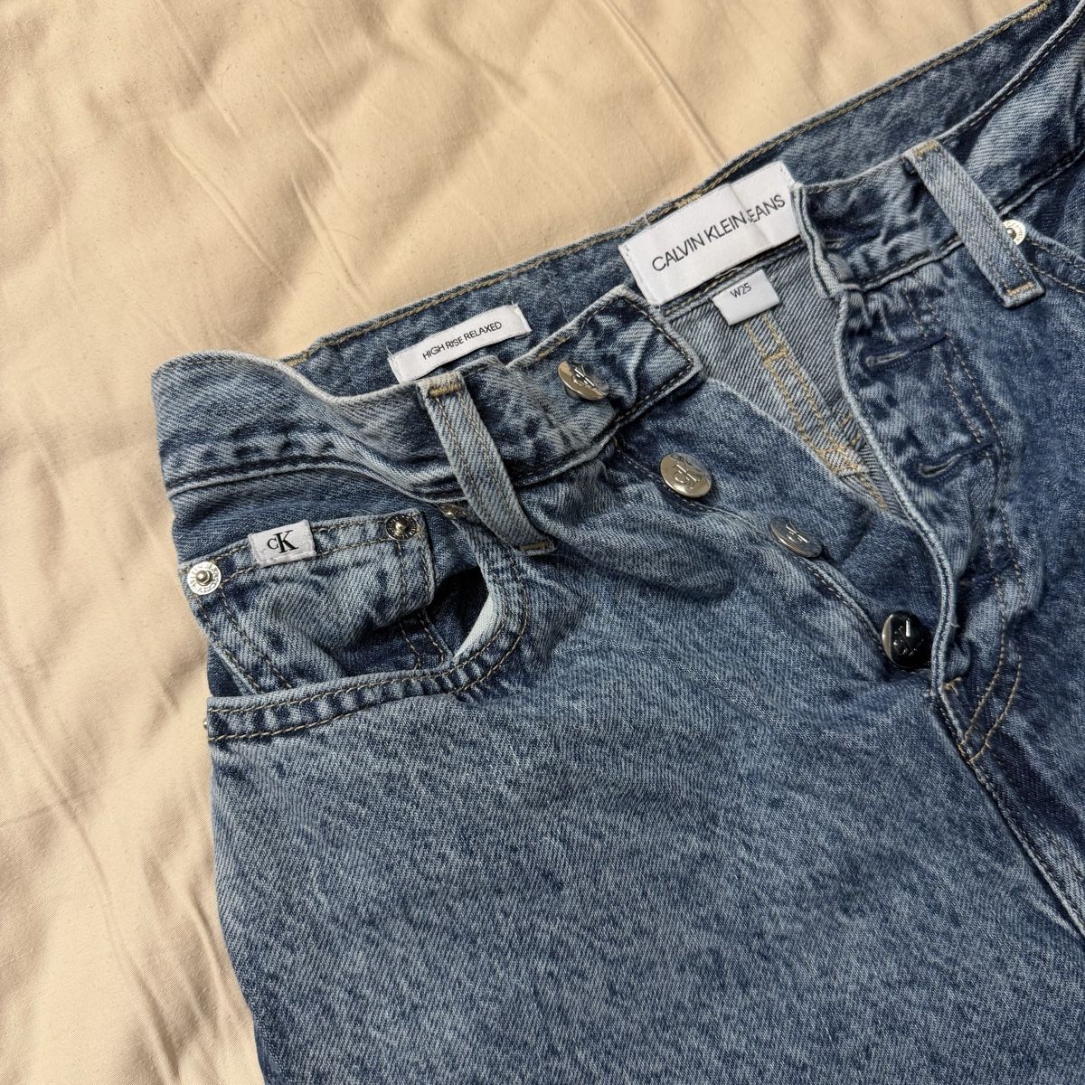 Calvin Klein Jeans: Calvin Klein jeans – D'occasion à Lausanne par its_zl9h 2
