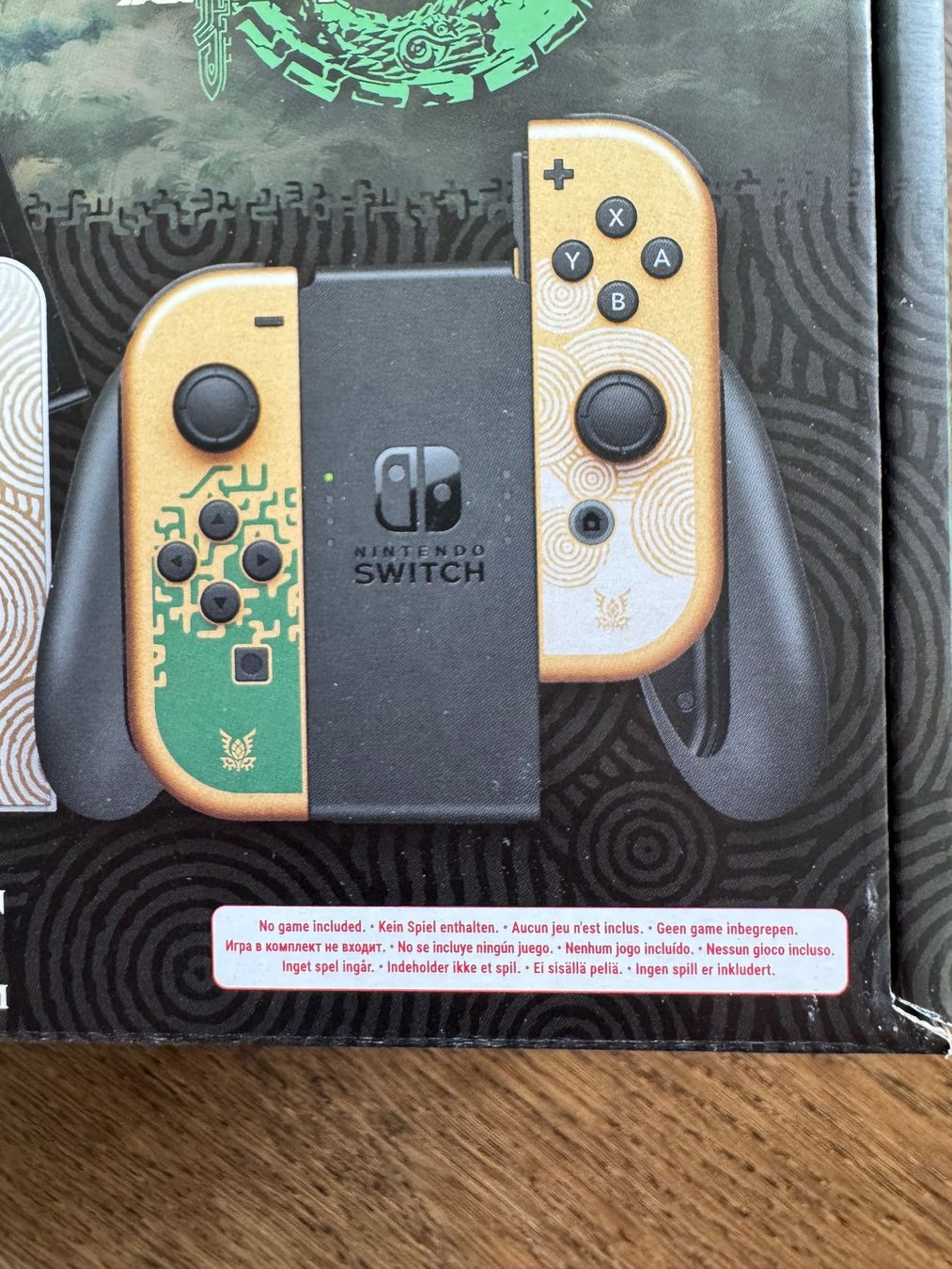 Nintendo Console: Nintendo Switch Oled Zelda Edition + Extra joy con + Case – Usato da Chur venduto da Chiara87 2