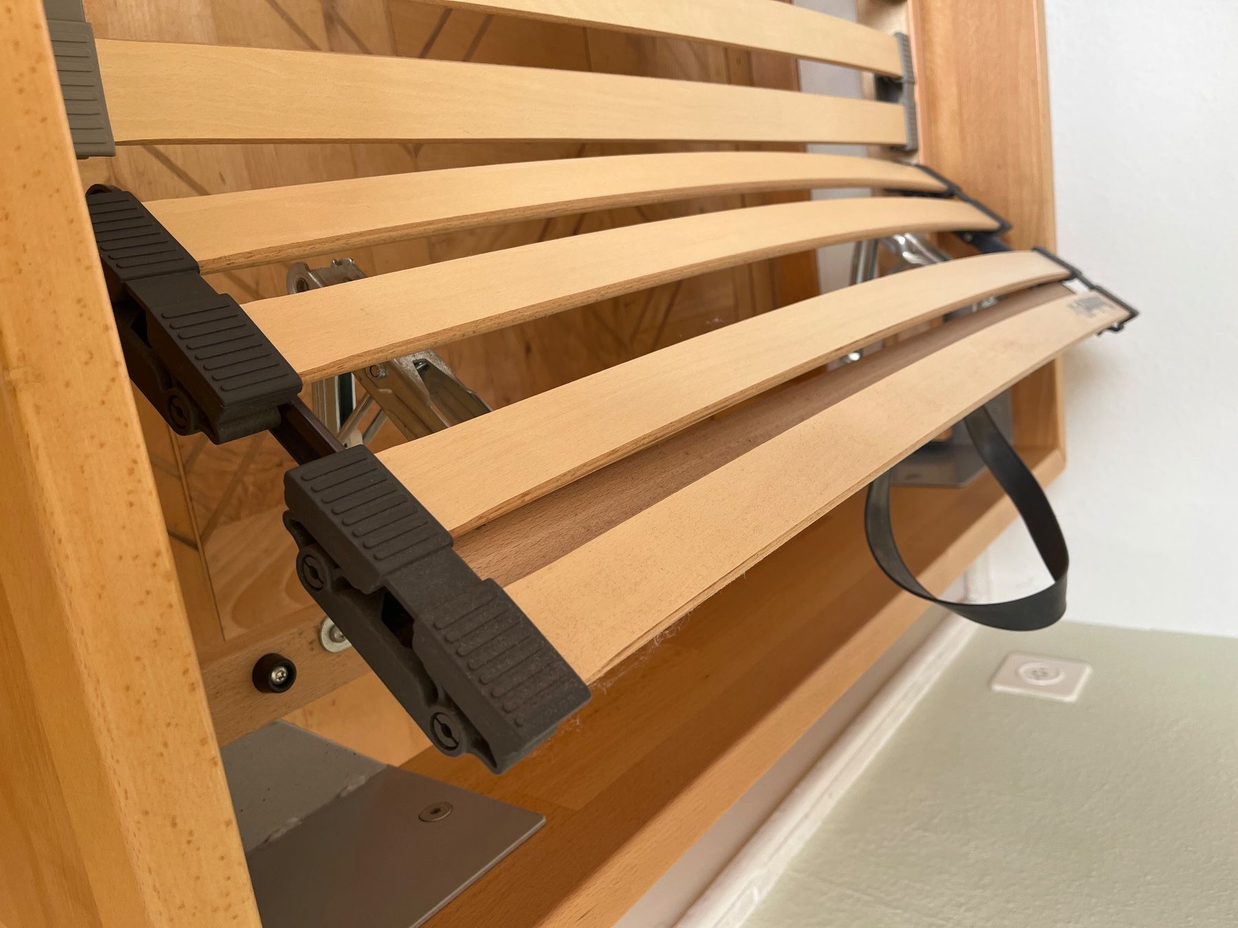 Micasa Letti: Bettgestell, 90x200 – Usato da Bern venduto da ema_l8pm 5