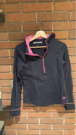 Abercrombie & Fitch Kapuzenpullover schwarz wie neu