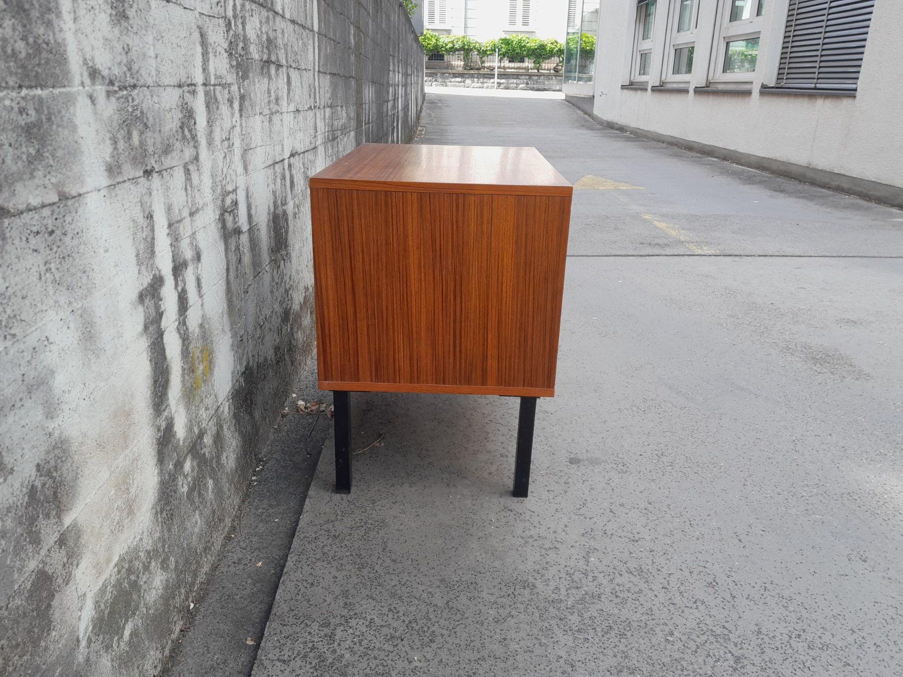 Cassettiere: Kleine Vintage Kommode / Sideboard / Nachttisch – Usato da Männedorf venduto da Bel-view 3