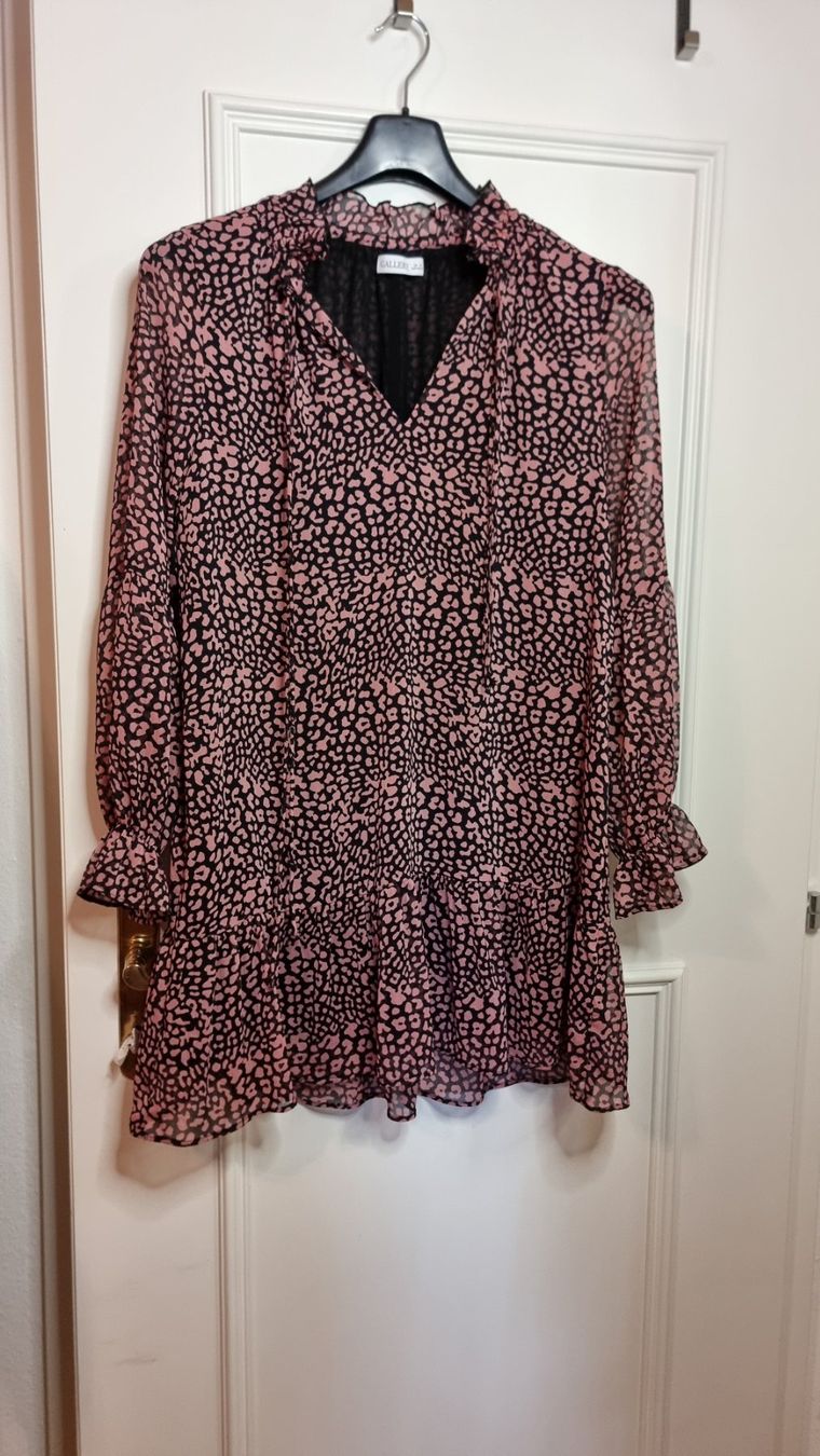 Kleider: Sommerliches Chiffon Kleid mit  Muster, Grösse 40/42 – Gebraucht aus Wald ZH von CapLux 1