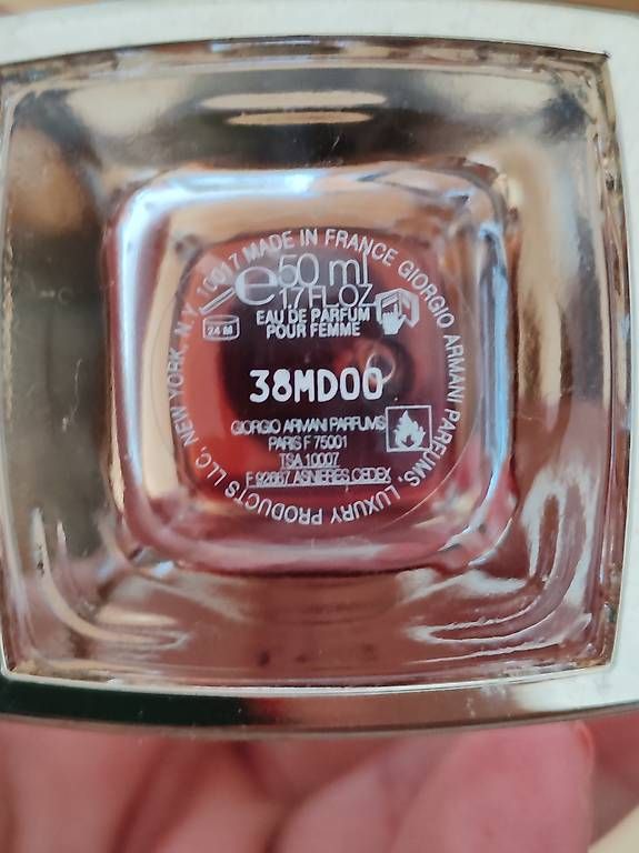 : Giorgio Armani Sì Eau de Parfum 50 ml – D'occasion à Winterthur par rom_6cqd 1