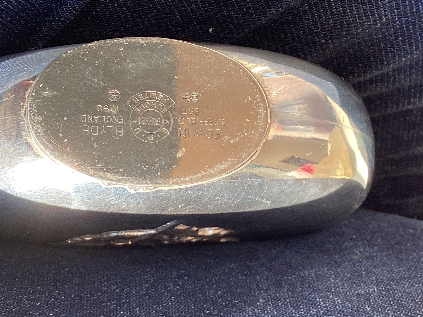 Flaconi: Edwin Blyde pewter flask / dish – Usato da Bursinel venduto da don_ccb9 4