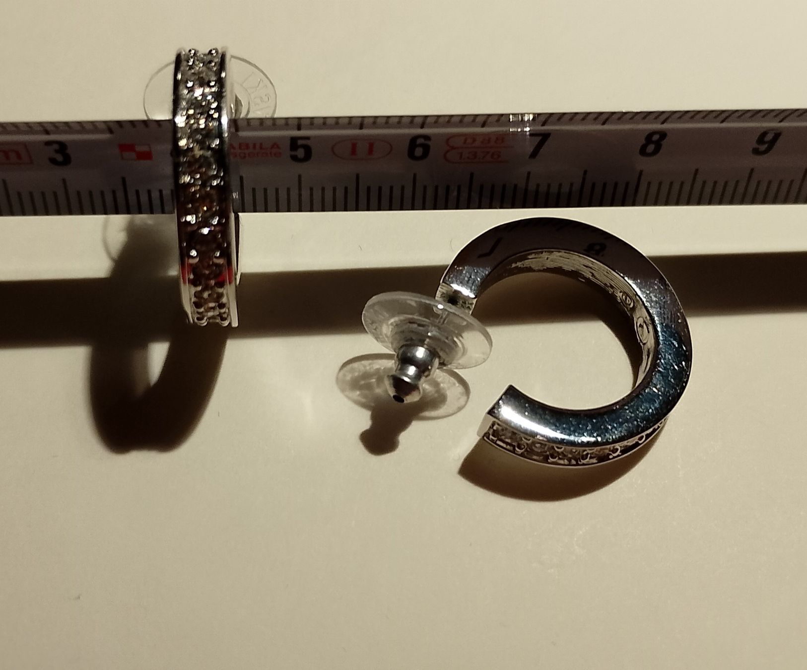 Swarovski Orecchini pendenti & Orecchini a lobo: Swarovski Creolen  – Usato da Therwil venduto da col_m6rx 1
