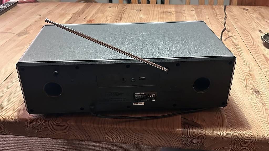 Technisat Lettore multimediale & Streamer: Internet Radio Bluetooth TechniSat Digitradio 380 CD – Usato da Reichenbach i. K. venduto da Arve70 3