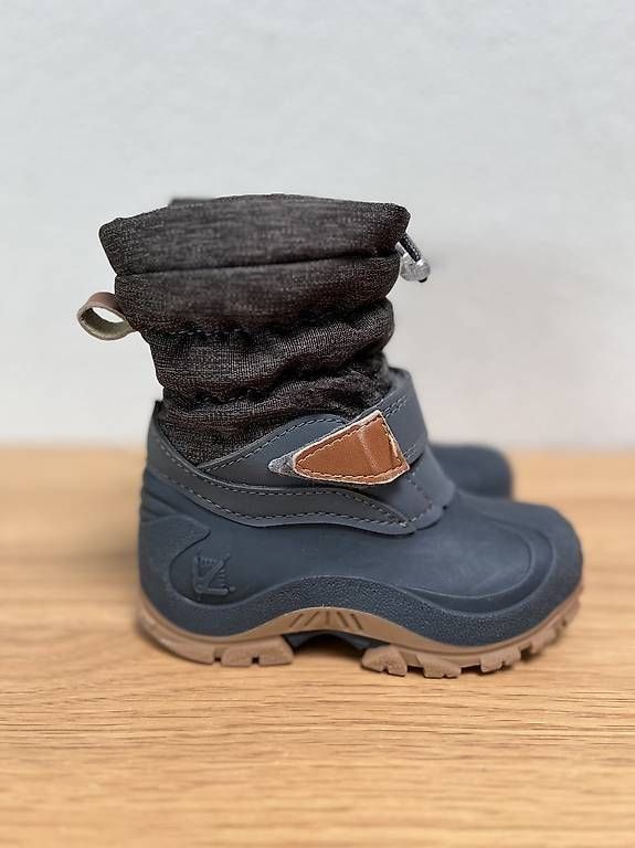 Scarpe per ragazzi: Lurchi Winterstiefel grau - Gr. 25 – Usato da Wil SG venduto da ooMariposaoo