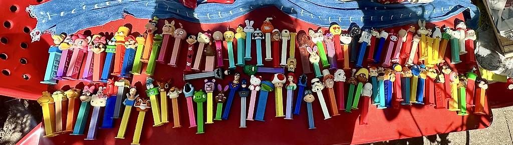 Pez Statuette: Grosse PEZ Sammlung 92Stk – Usato da Zürich venduto da bella027