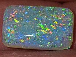 Australischer multicolor Kristall Opal Top Edelsteinqualität