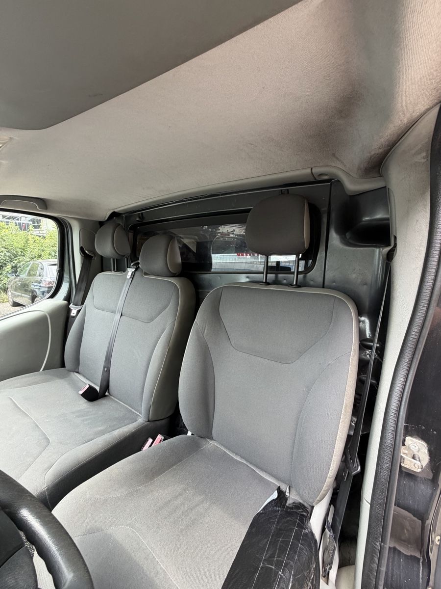 Opel Nutzfahrzeuge: Opel Vivaro 2.0 CDTI – Gebraucht aus Burgdorf von WHITELIGHT3400 8